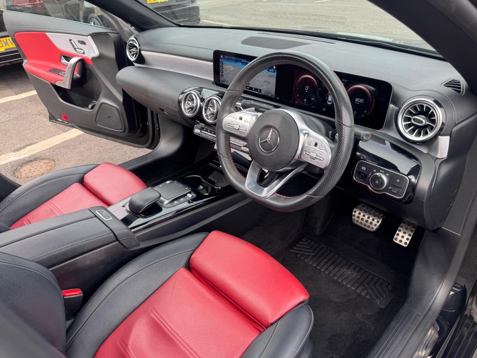 Mercedes Benz CLA