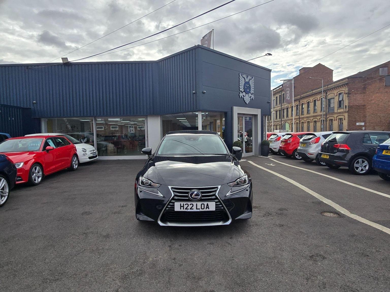 Lexus IS