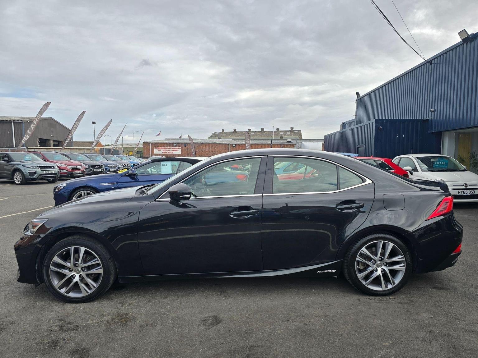 Lexus IS