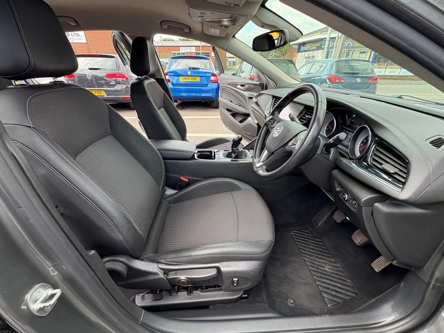 Vauxhall Insignia