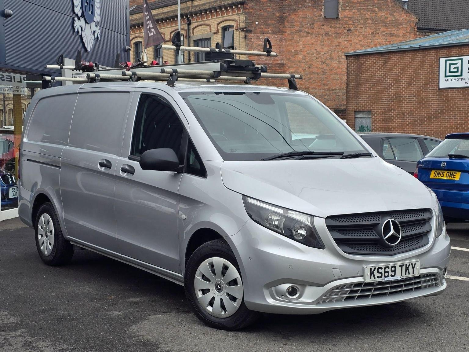 Mercedes Benz Vito