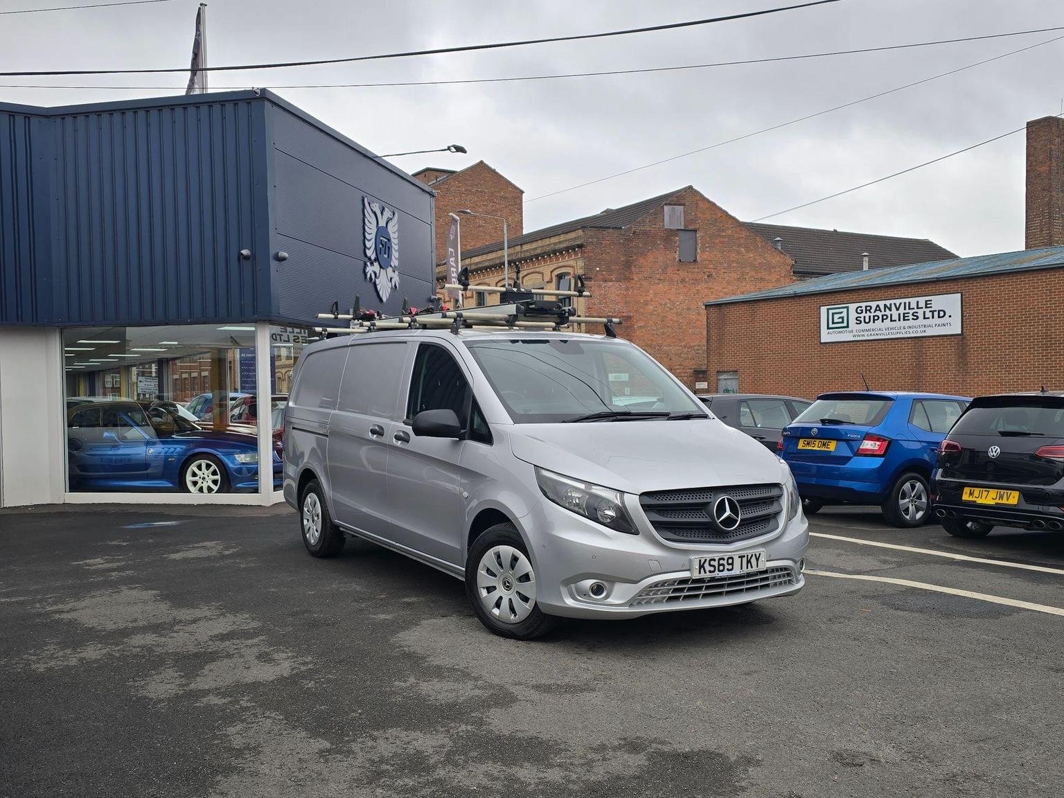 Mercedes Benz Vito