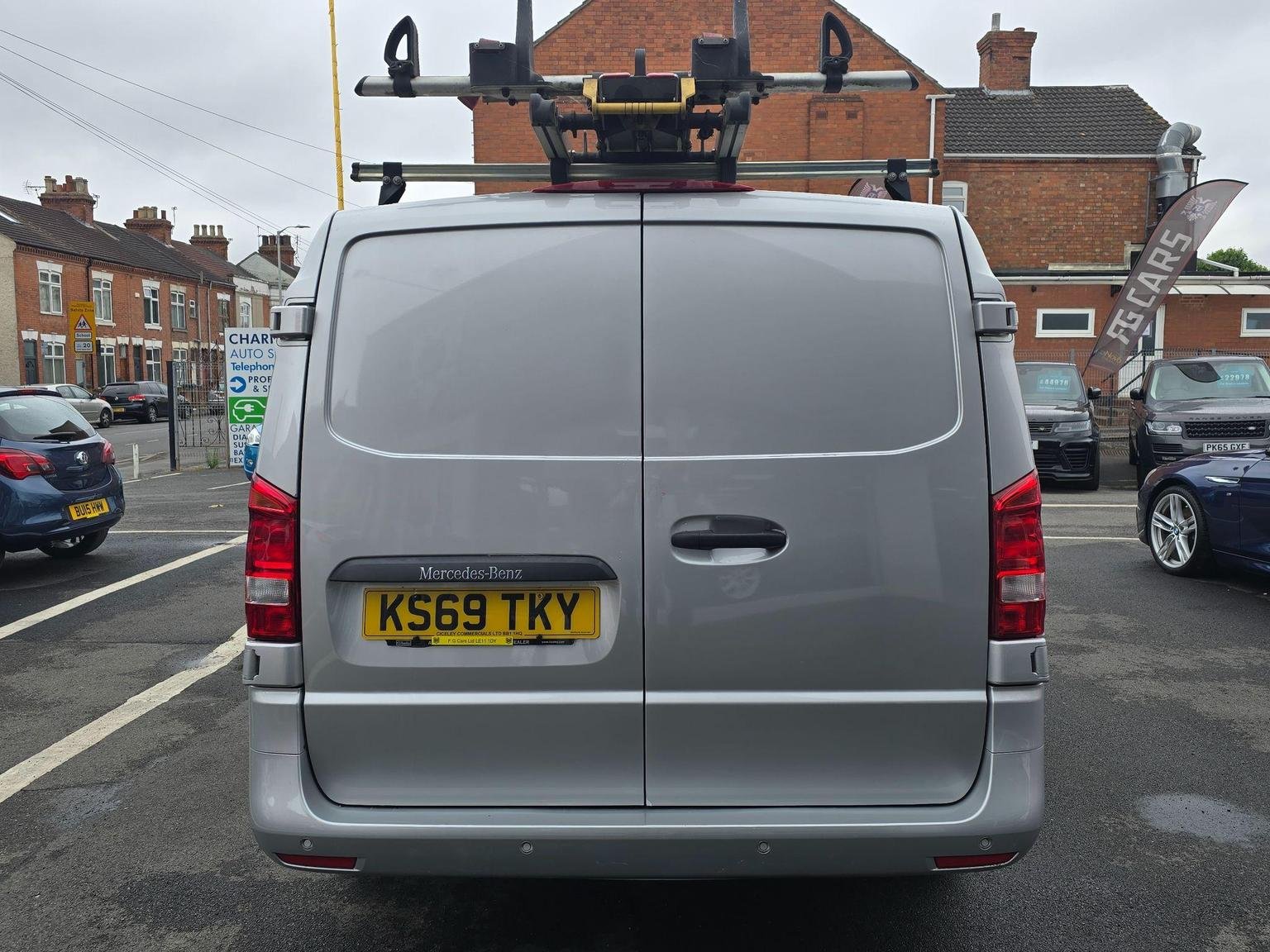 Mercedes Benz Vito