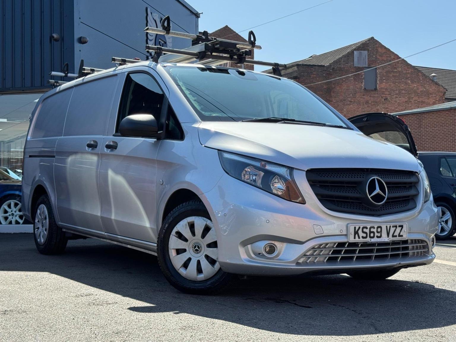 Mercedes Benz Vito