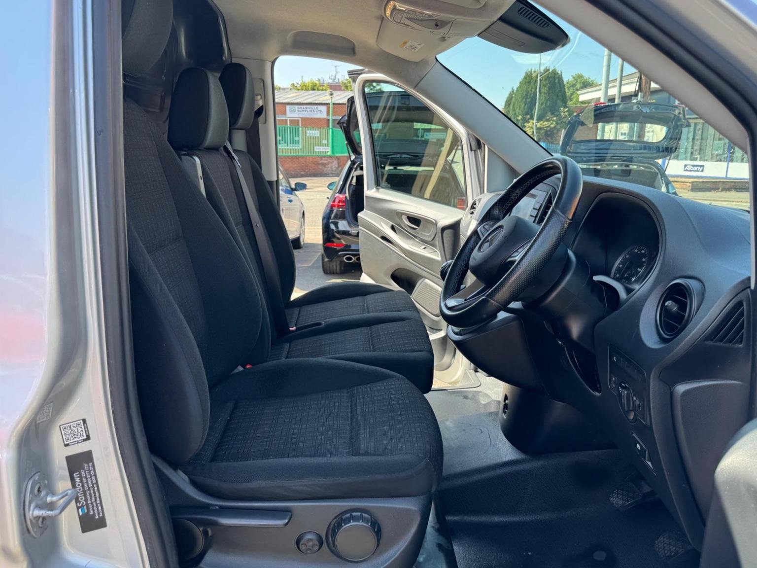Mercedes Benz Vito