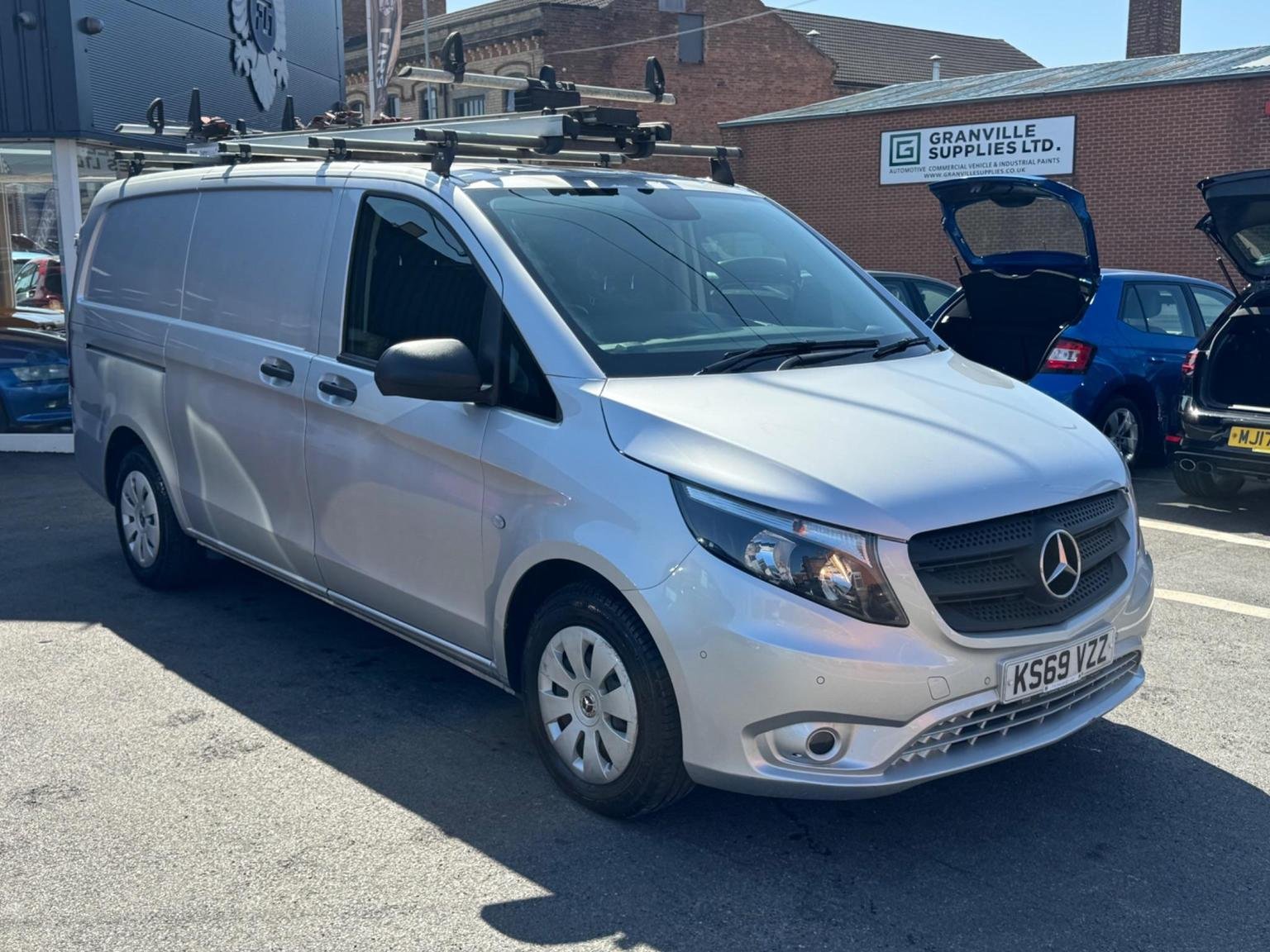 Mercedes Benz Vito