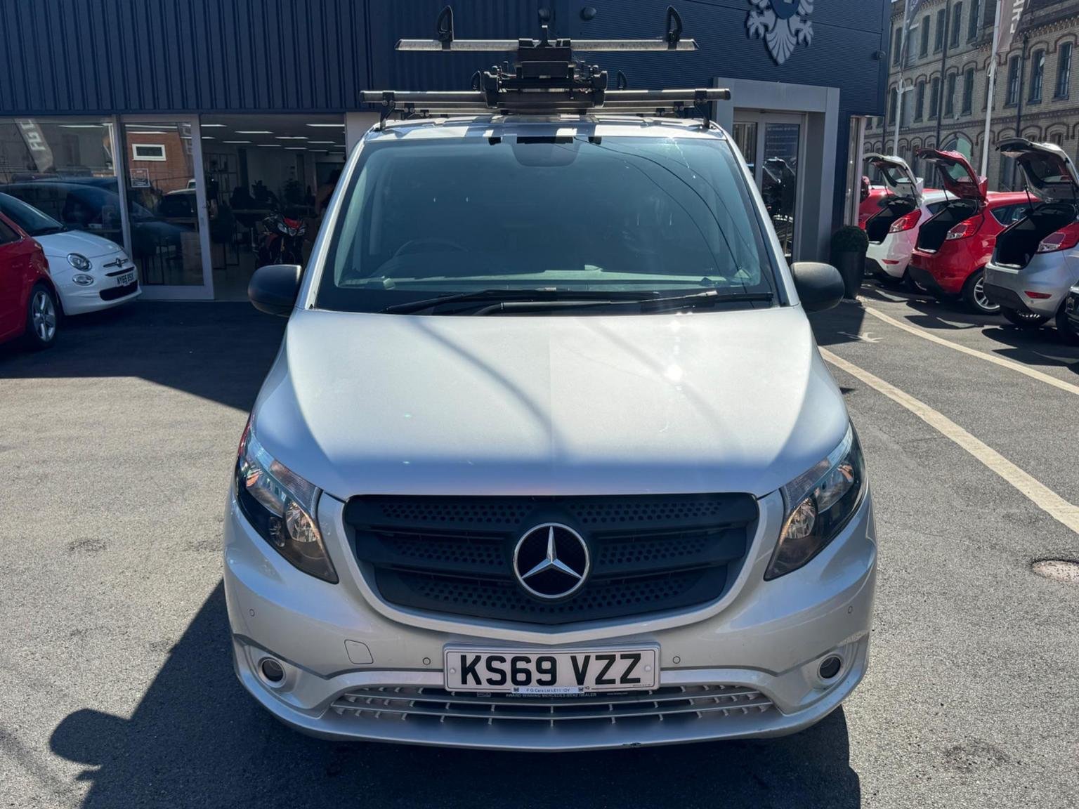 Mercedes Benz Vito