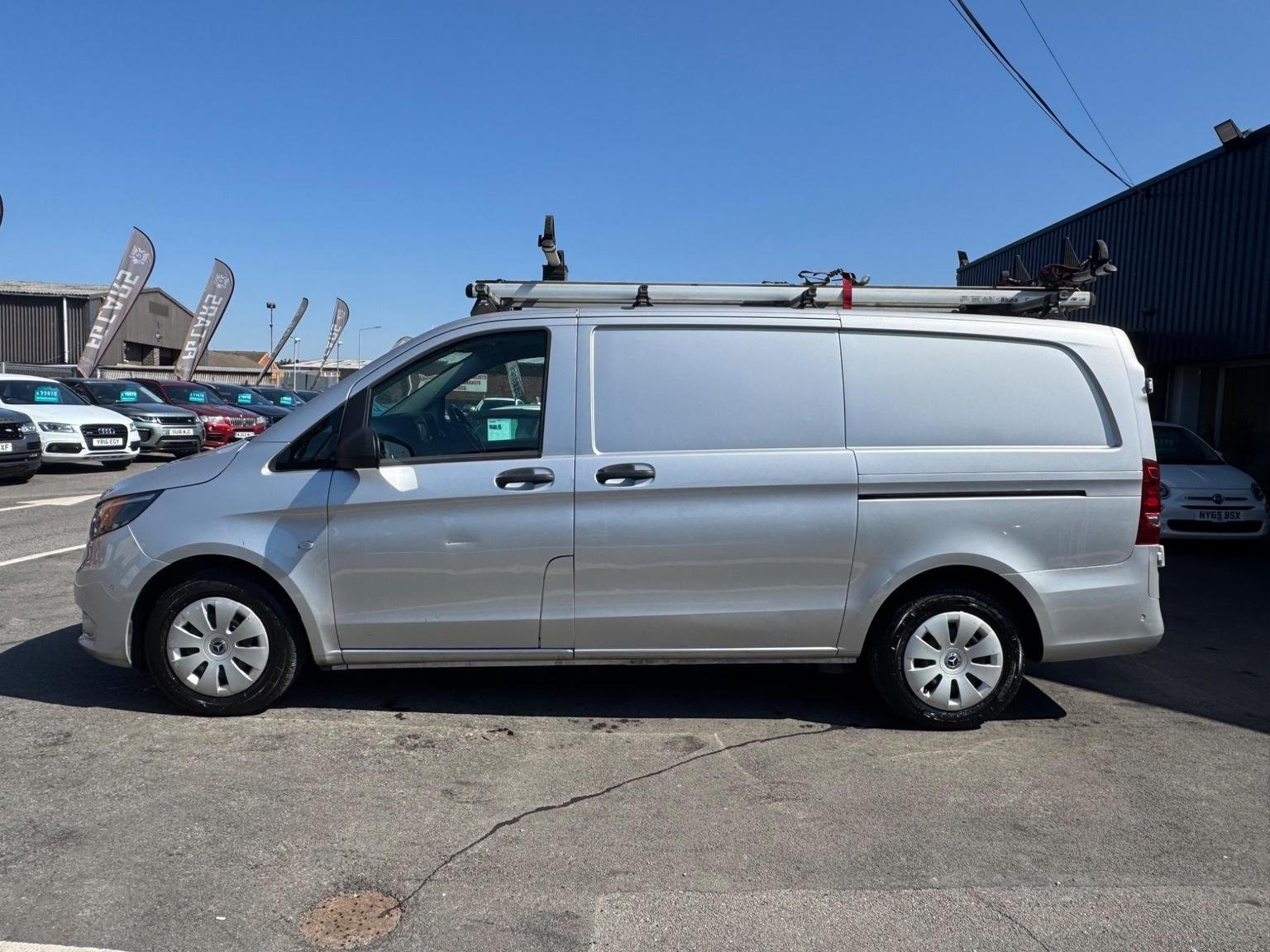 Mercedes Benz Vito