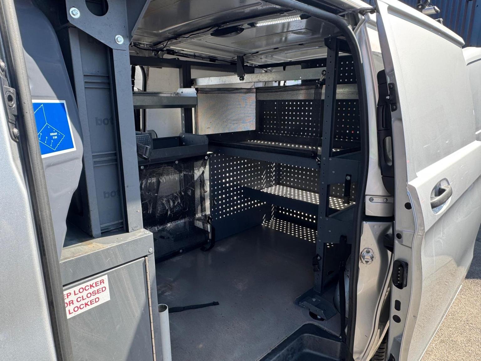 Mercedes Benz Vito