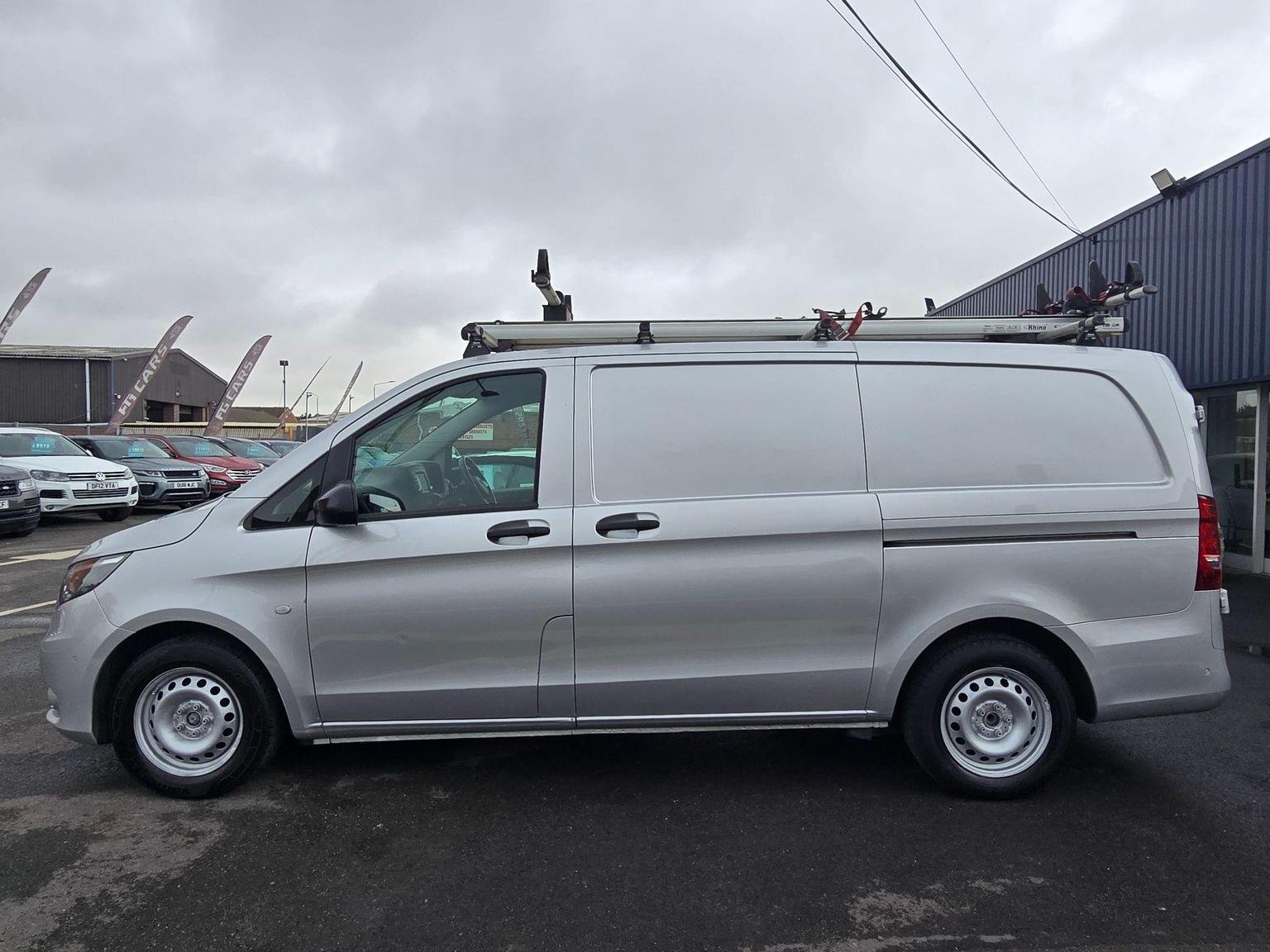 Mercedes Benz Vito
