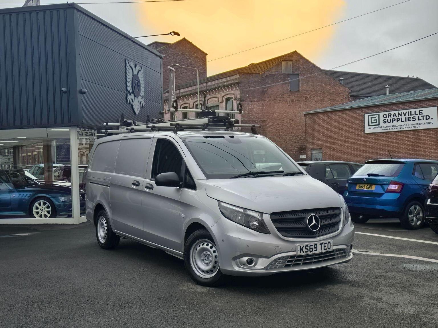 Mercedes Benz Vito