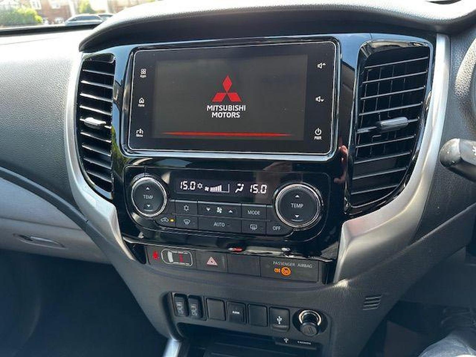 Mitsubishi L200
