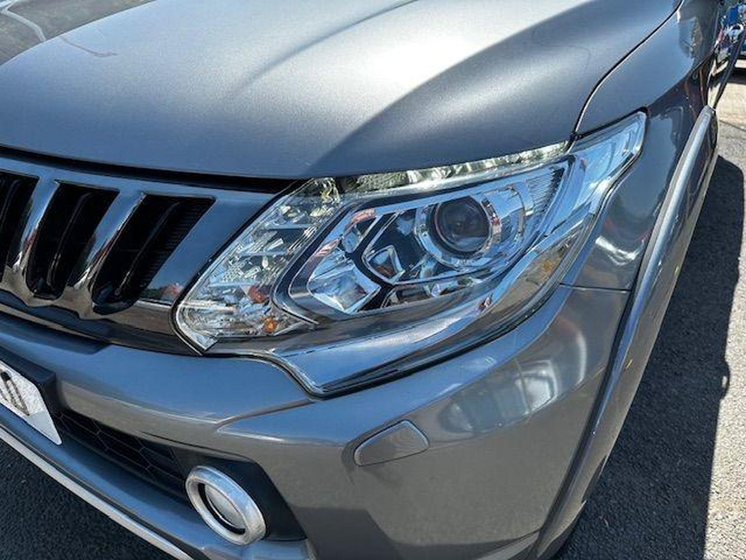 Mitsubishi L200