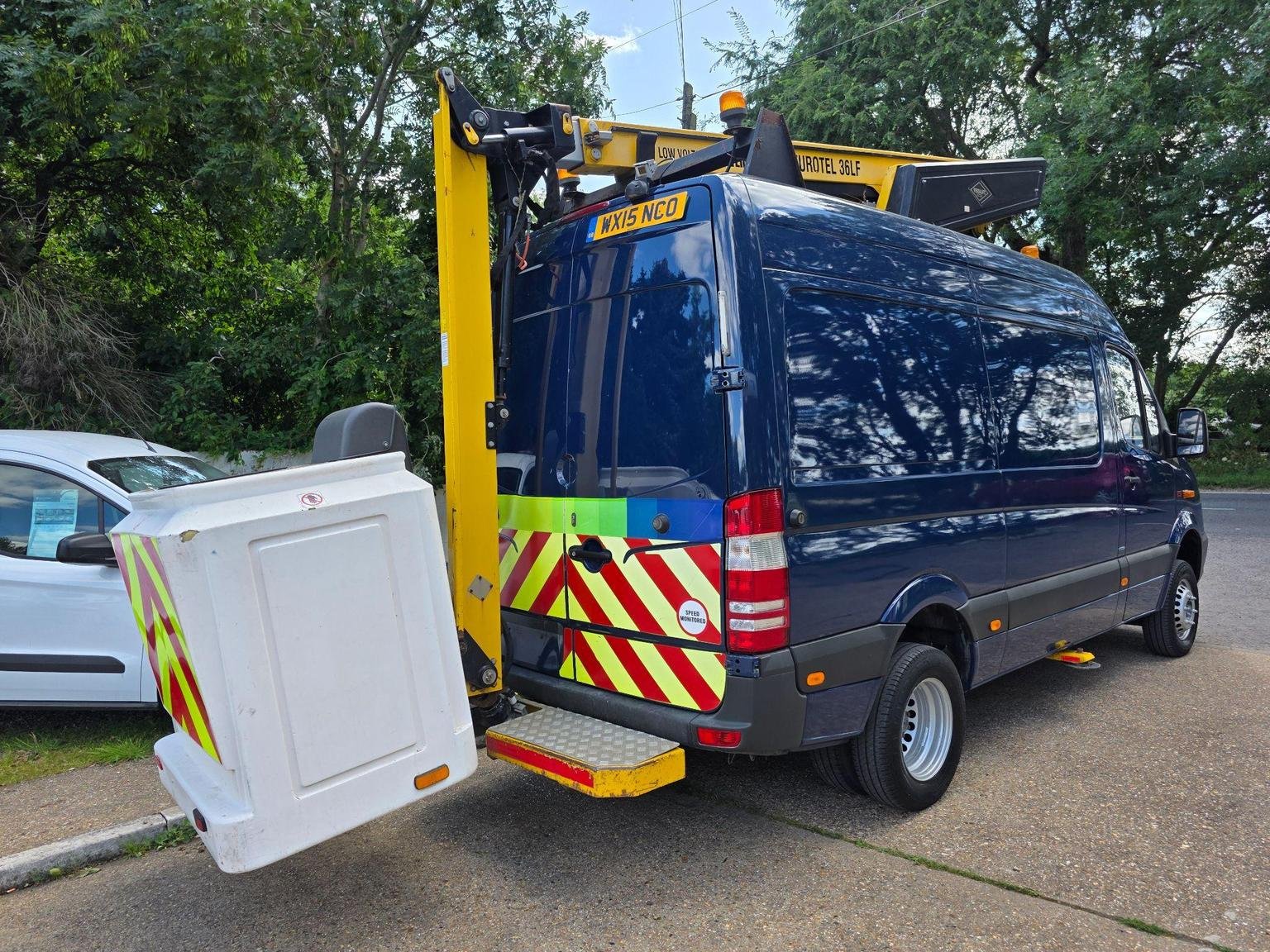 Mercedes Benz Sprinter