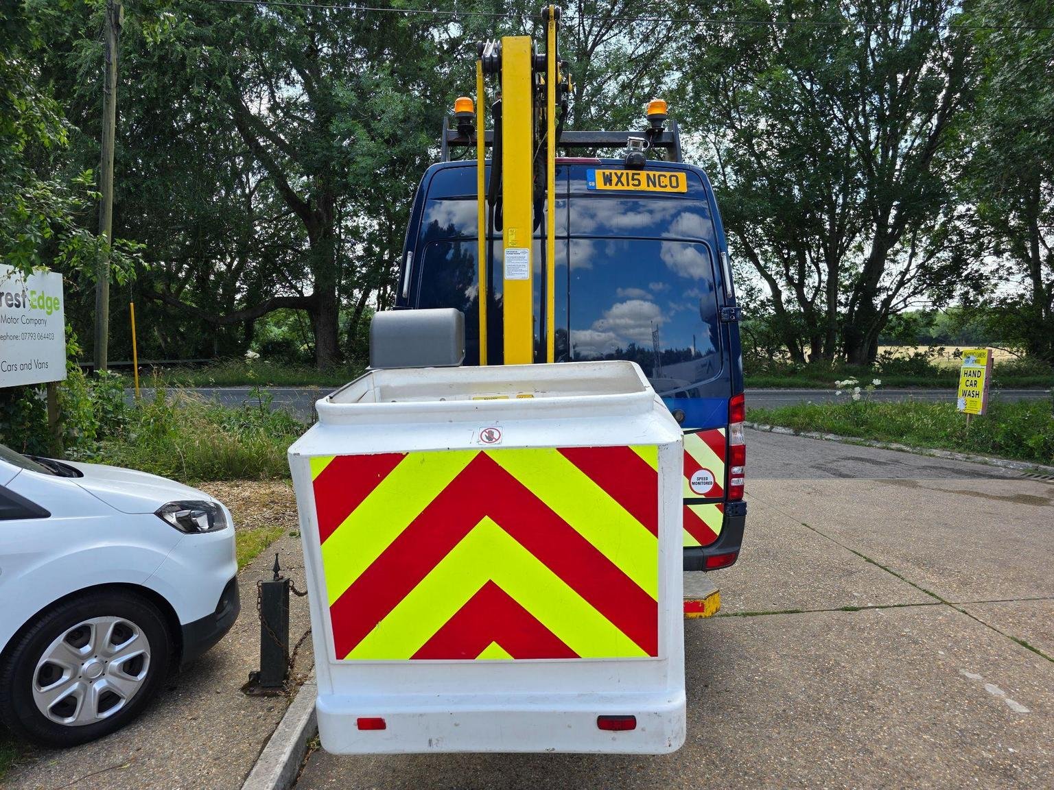 Mercedes Benz Sprinter