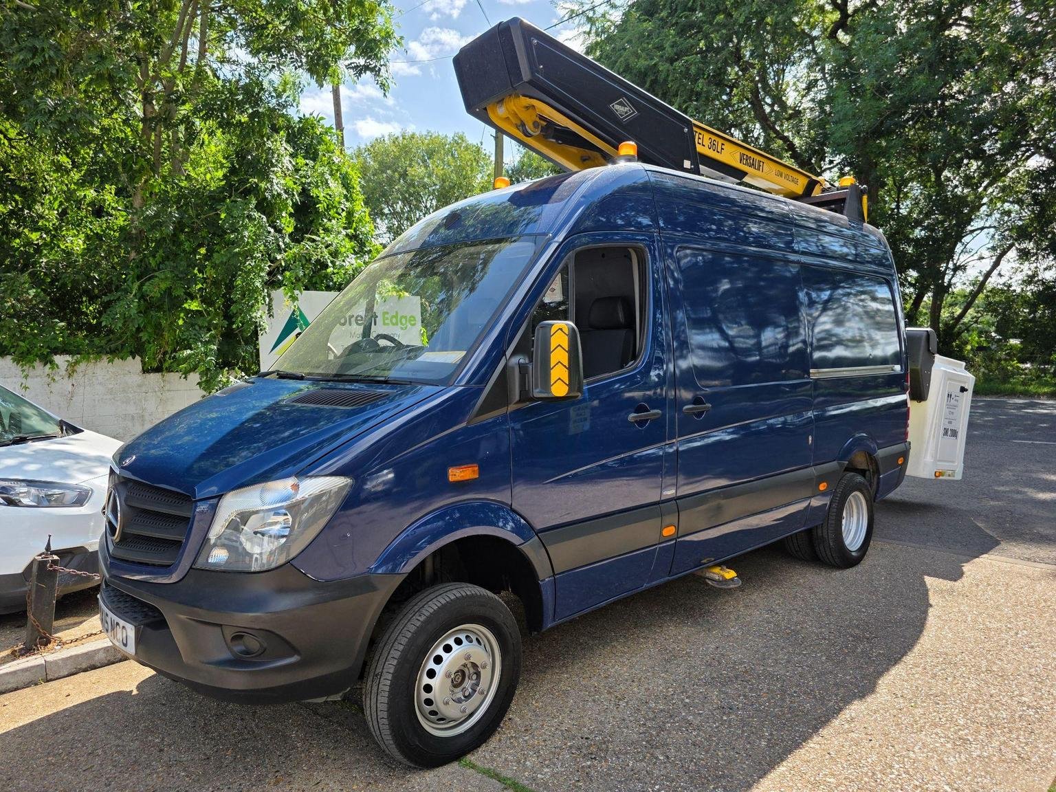 Mercedes Benz Sprinter