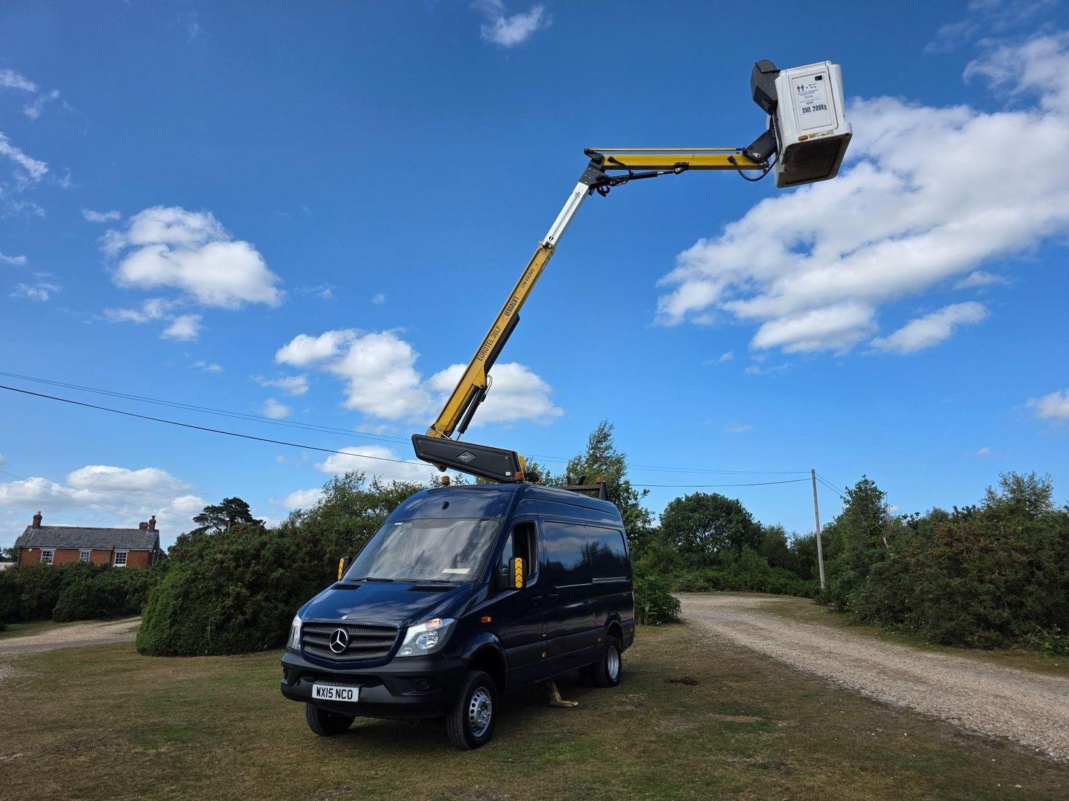 Mercedes Benz Sprinter