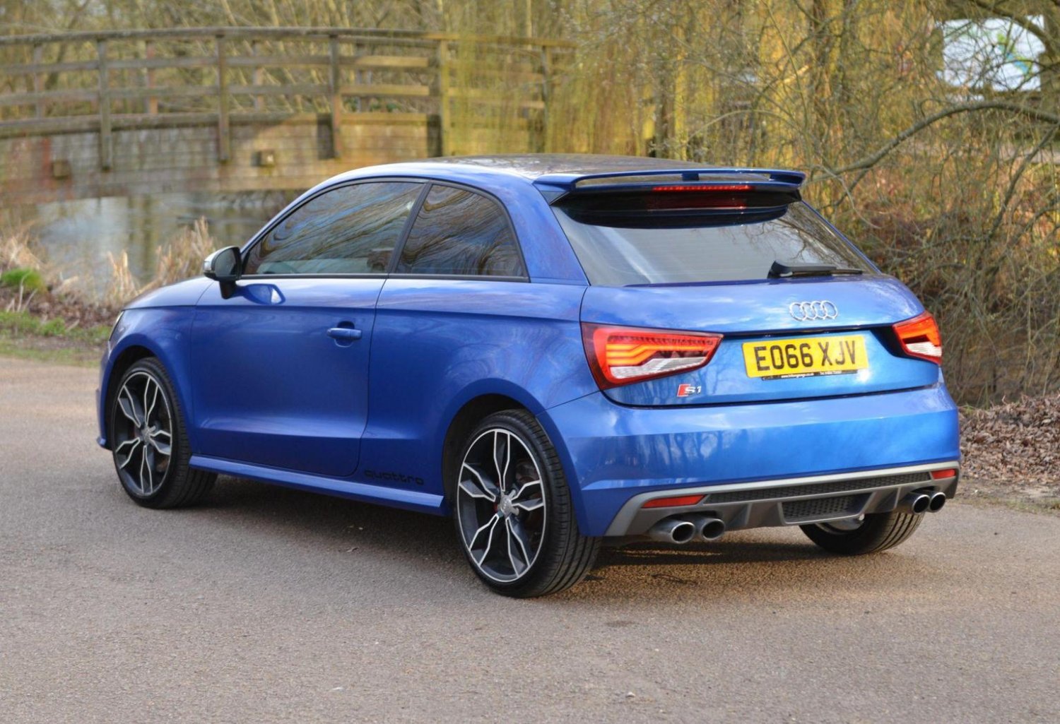 Audi S1