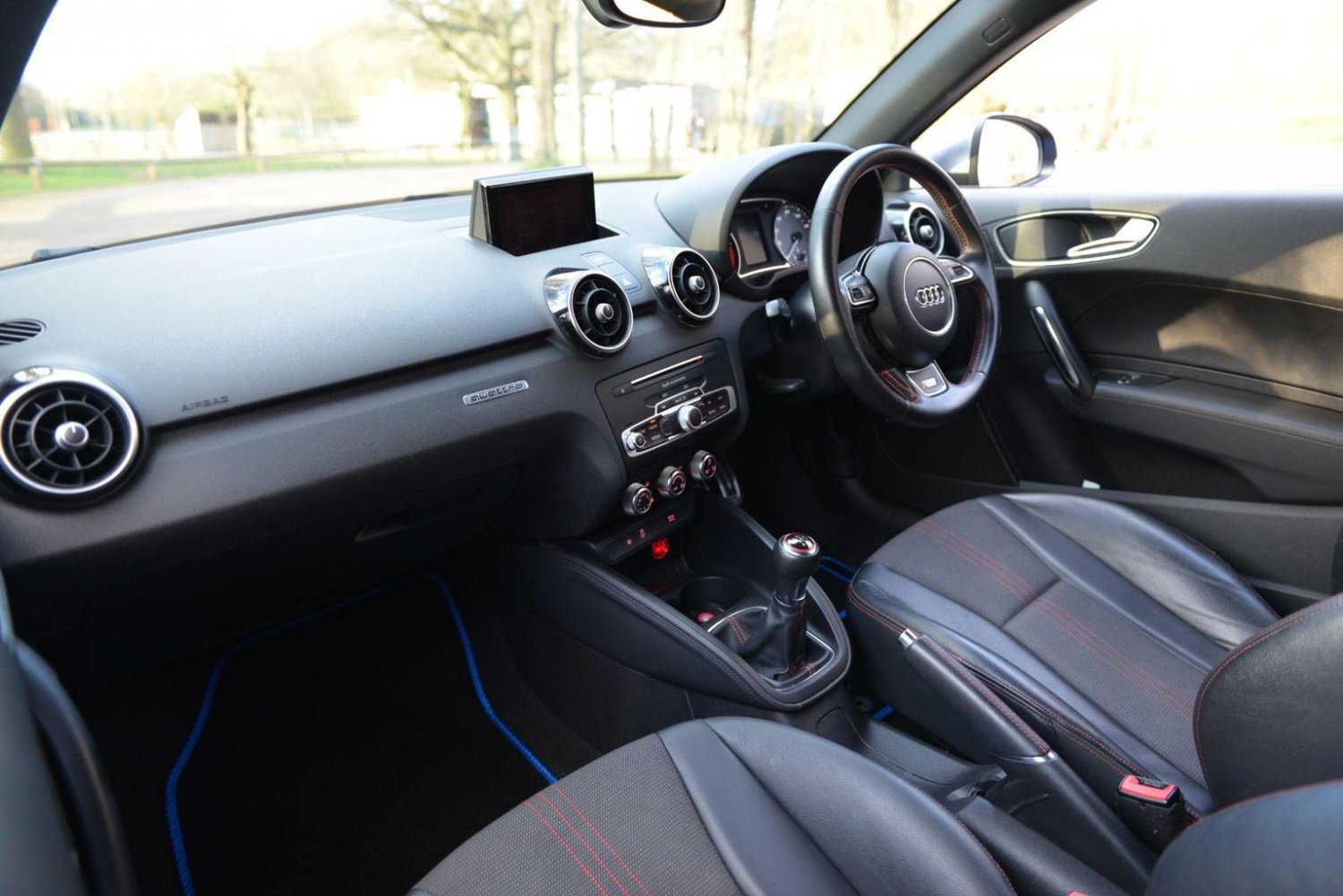 Audi S1