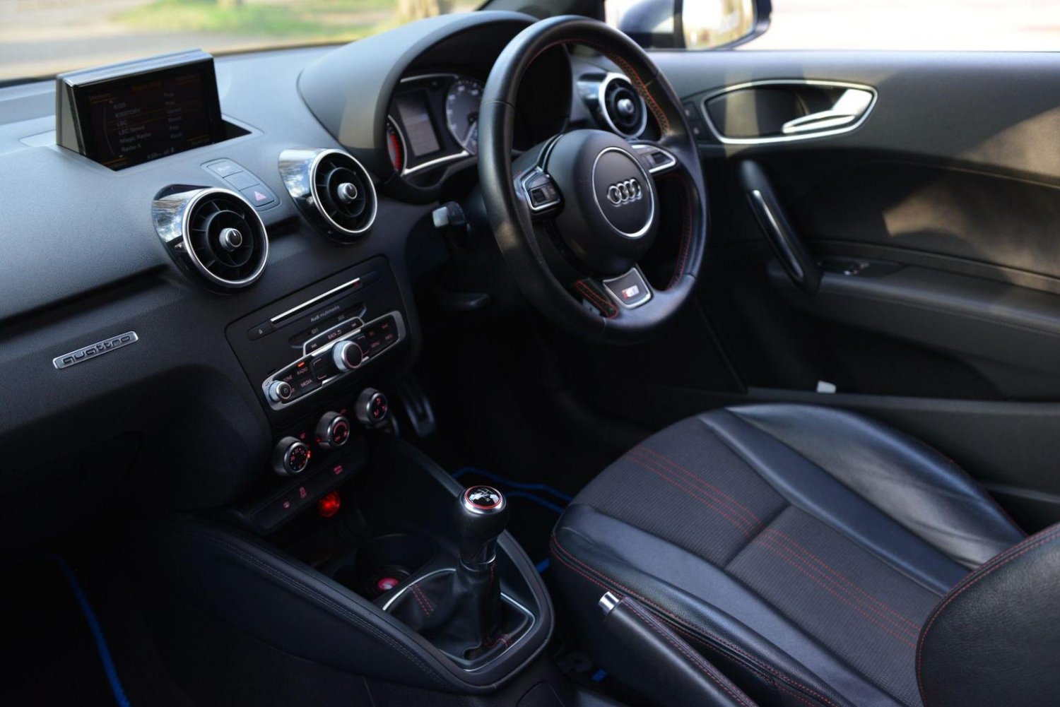 Audi S1