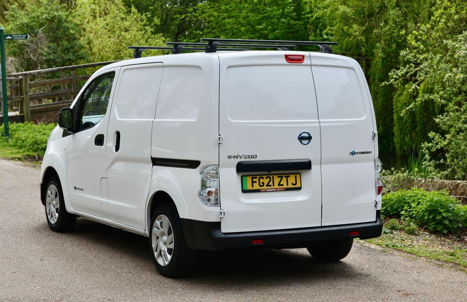 Nissan eNV200