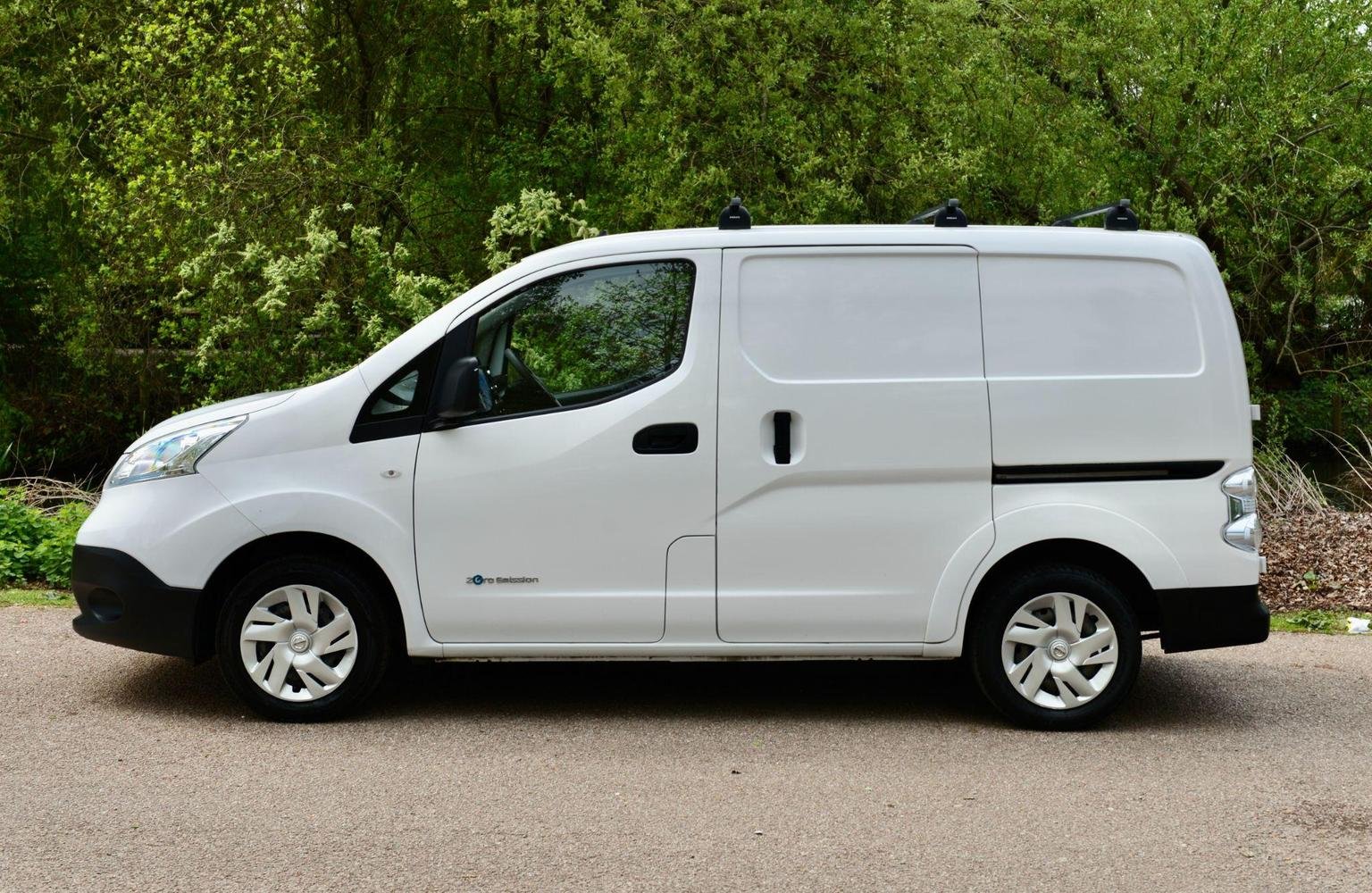 Nissan eNV200