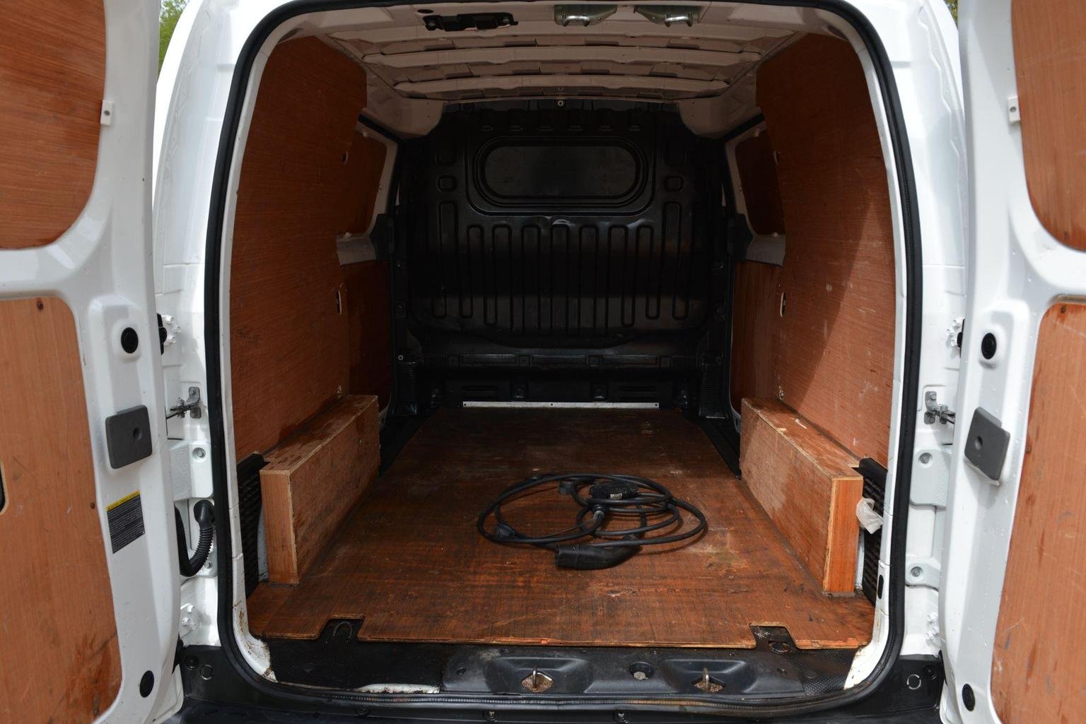 Nissan eNV200