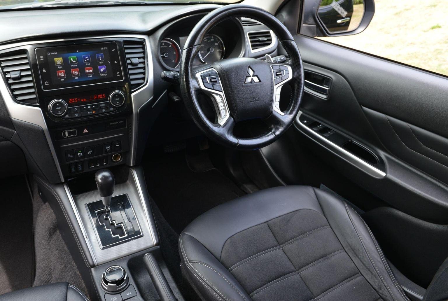 Mitsubishi L200