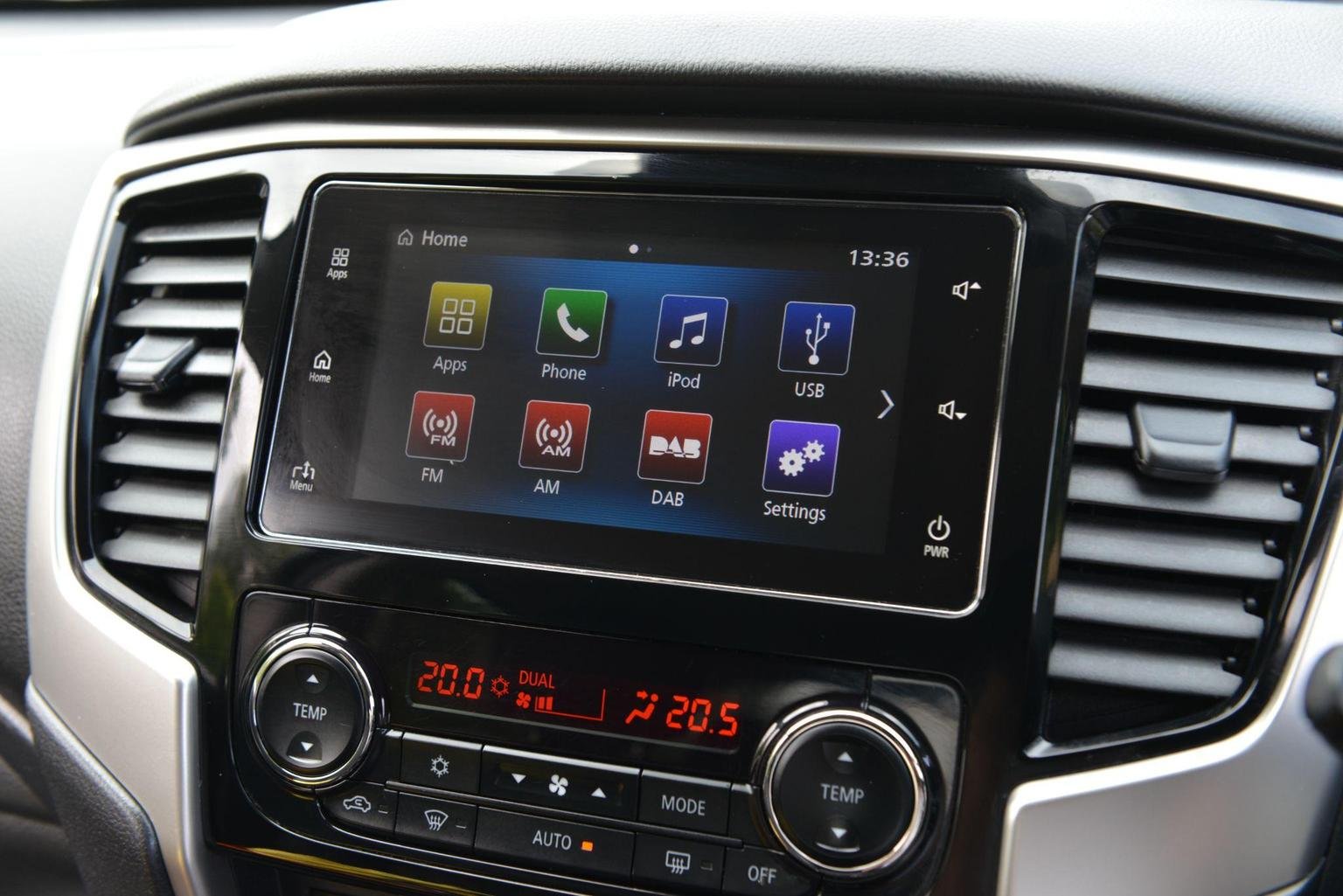 Mitsubishi L200
