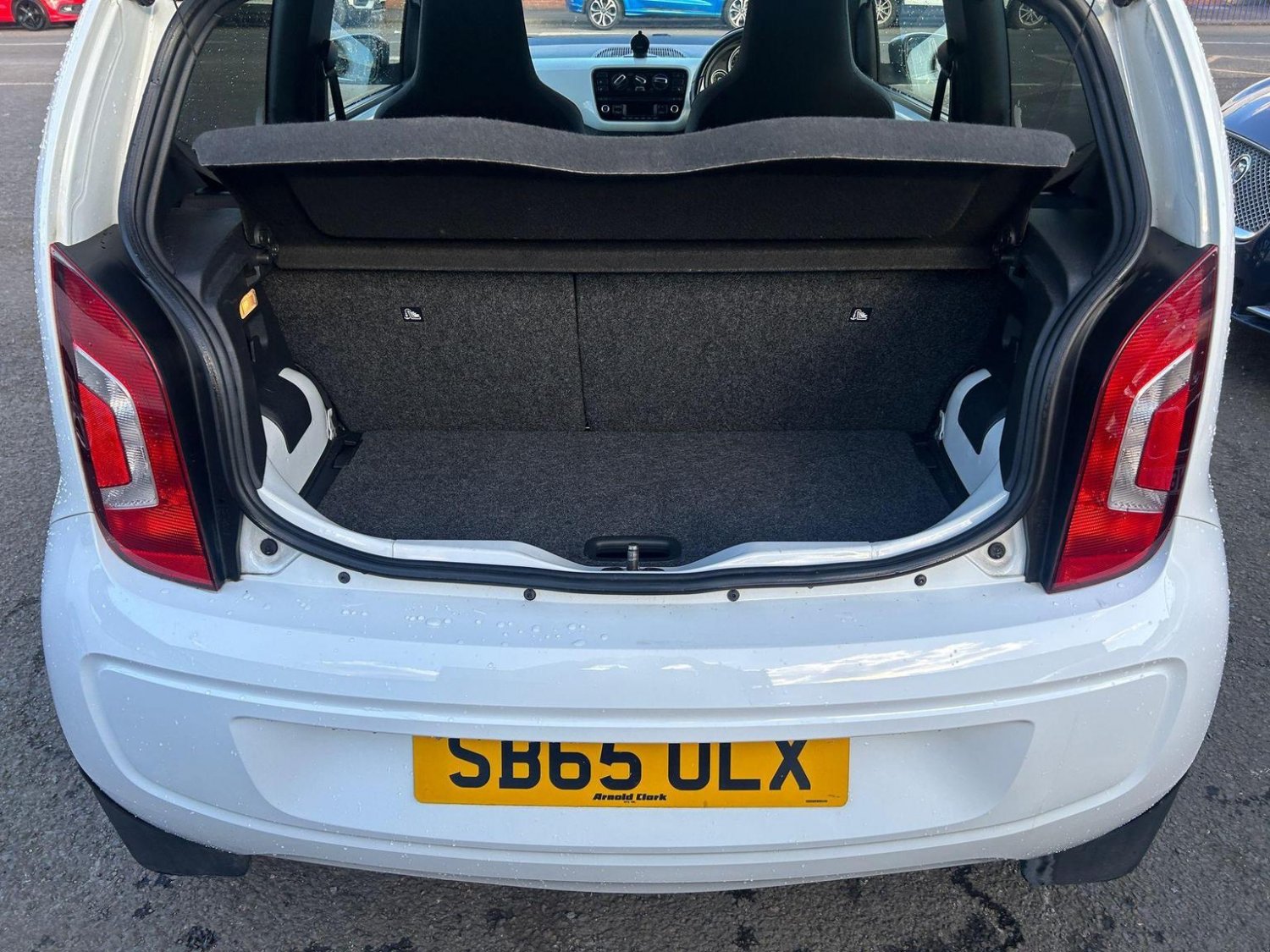 Volkswagen UP