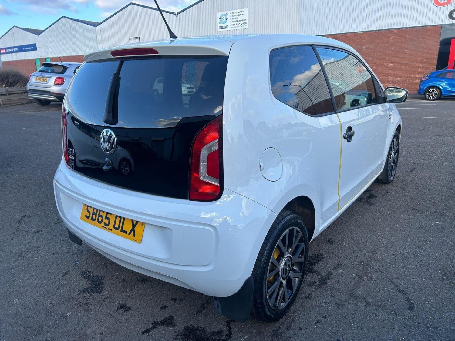 Volkswagen UP