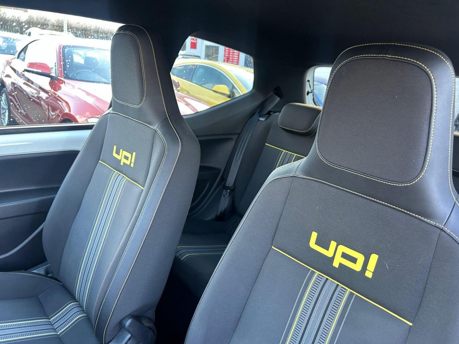 Volkswagen UP