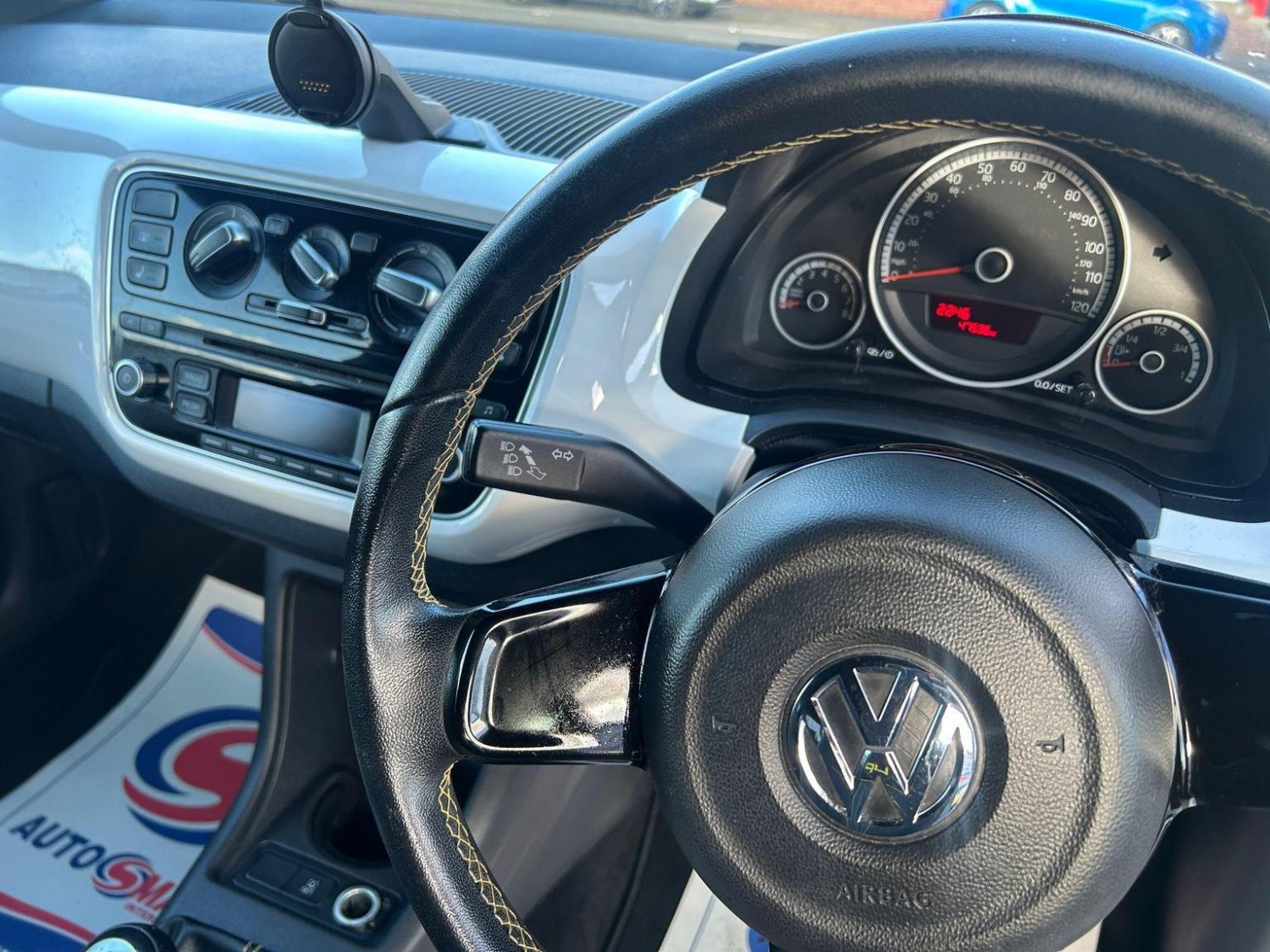 Volkswagen UP