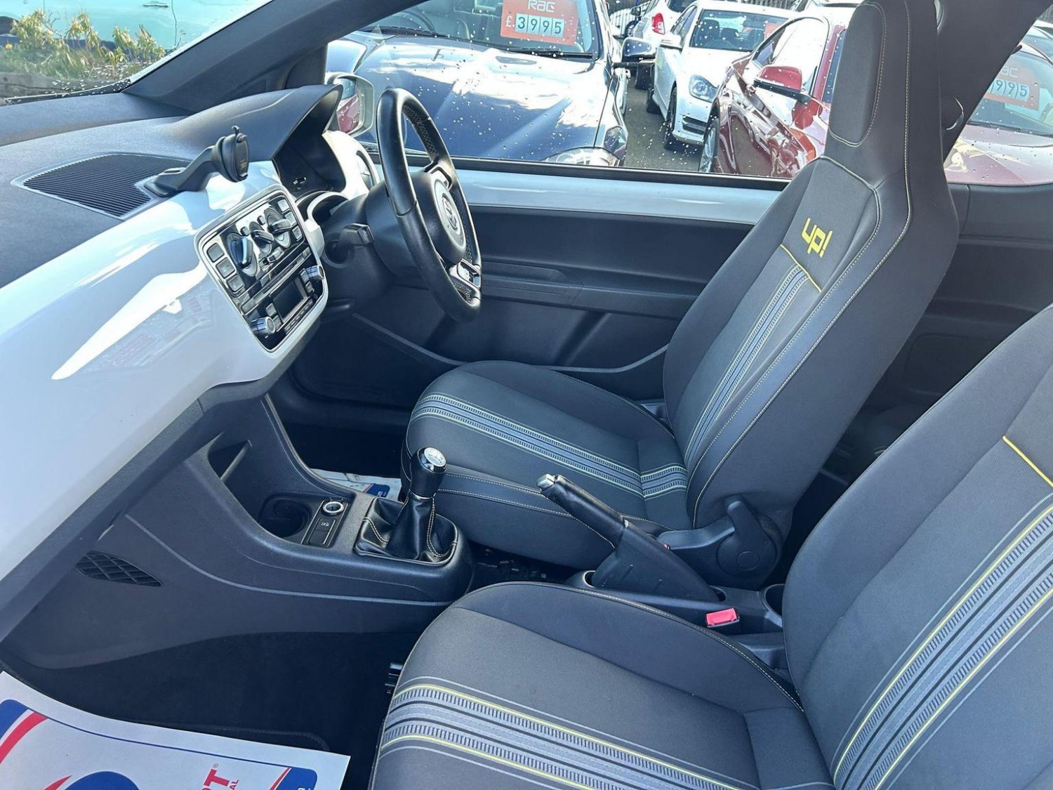 Volkswagen UP