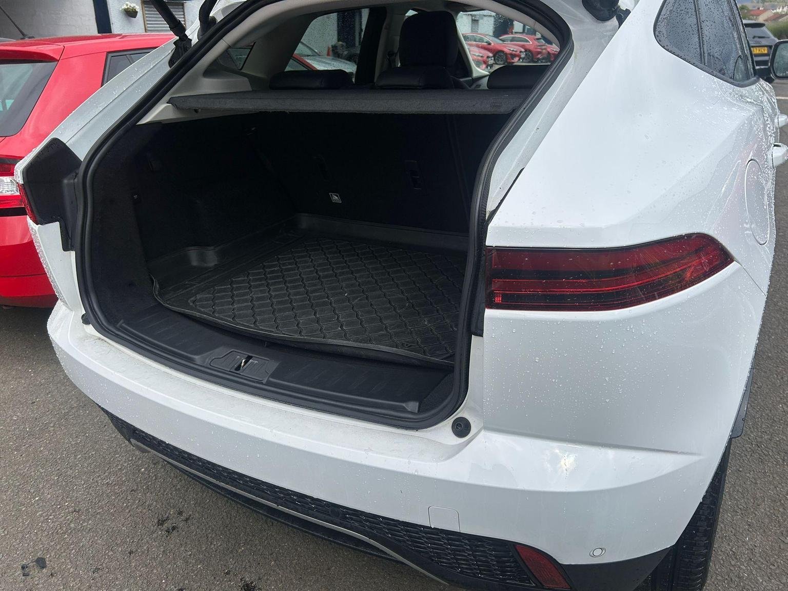 Jaguar E Pace