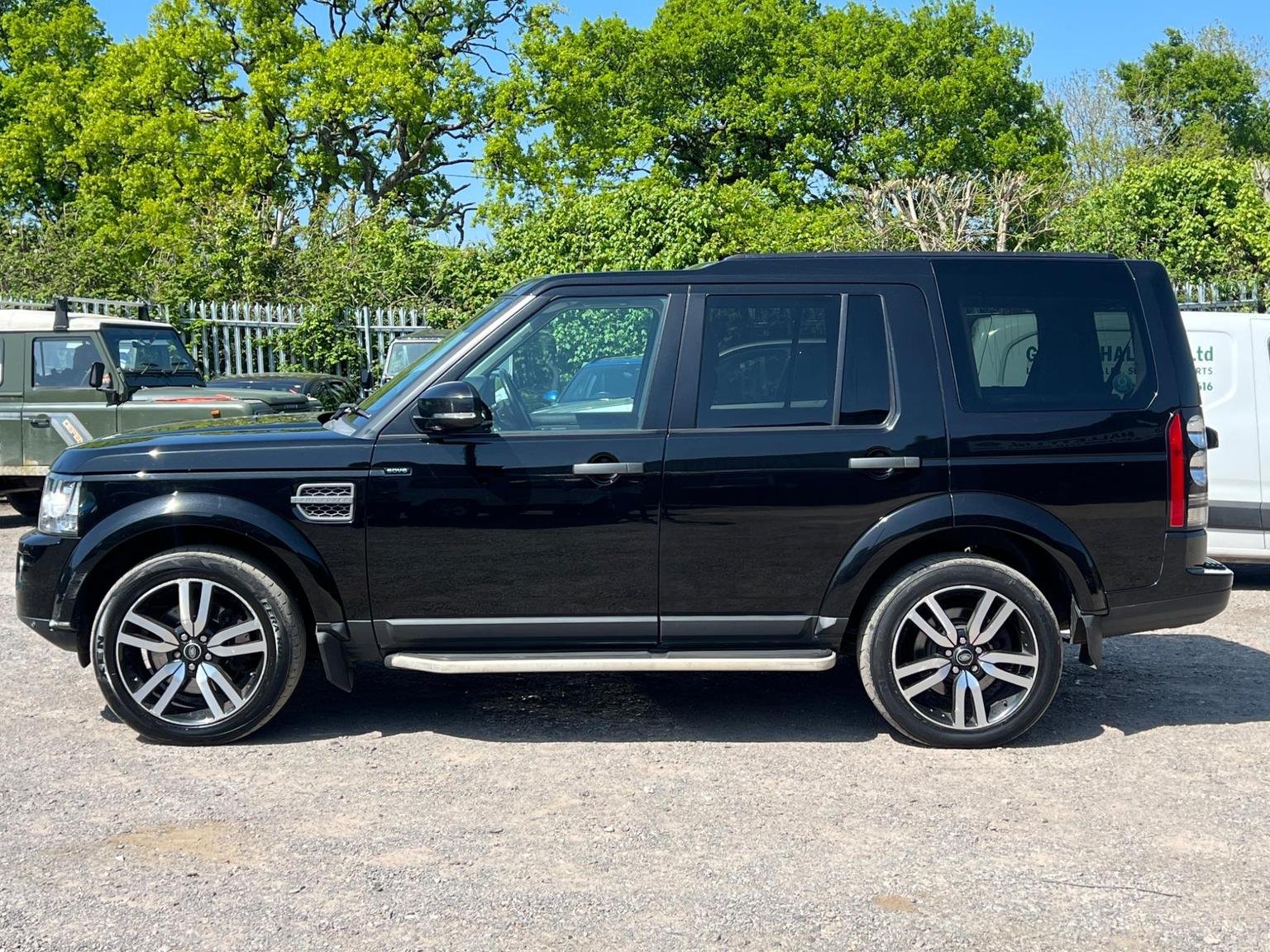 Land Rover Discovery 4