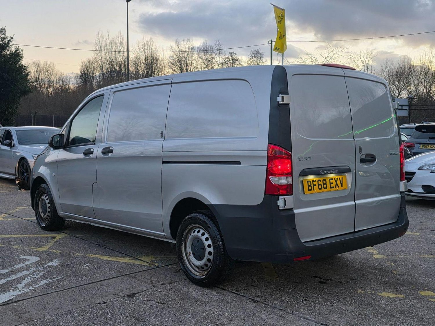 Mercedes Benz Vito