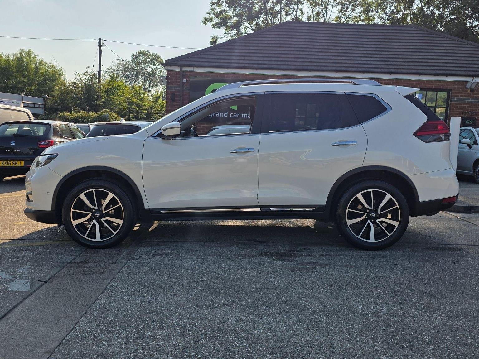 Nissan X Trail