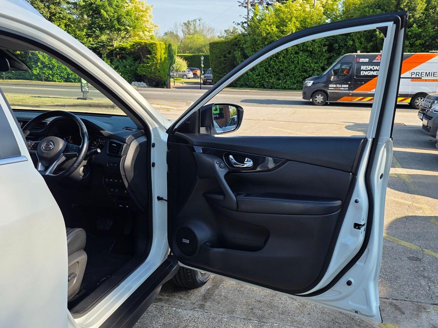 Nissan X Trail