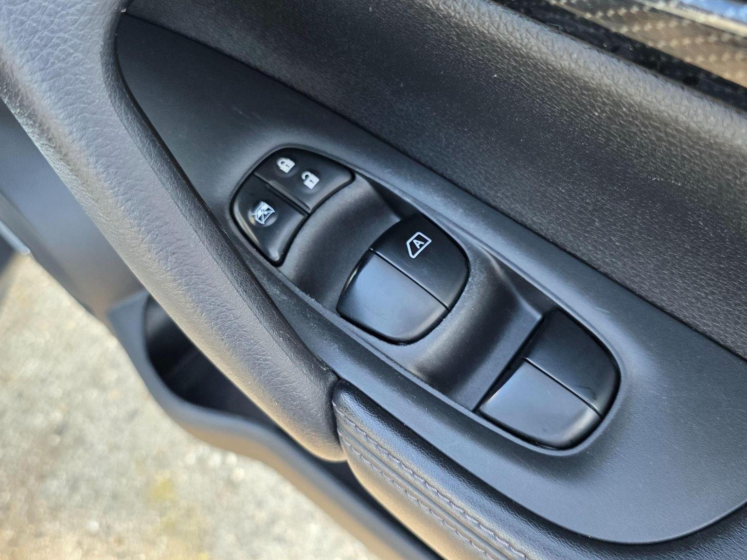 Nissan X Trail
