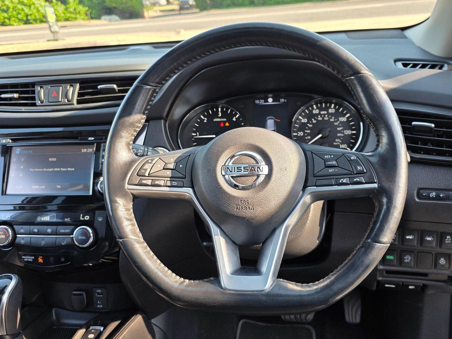 Nissan X Trail