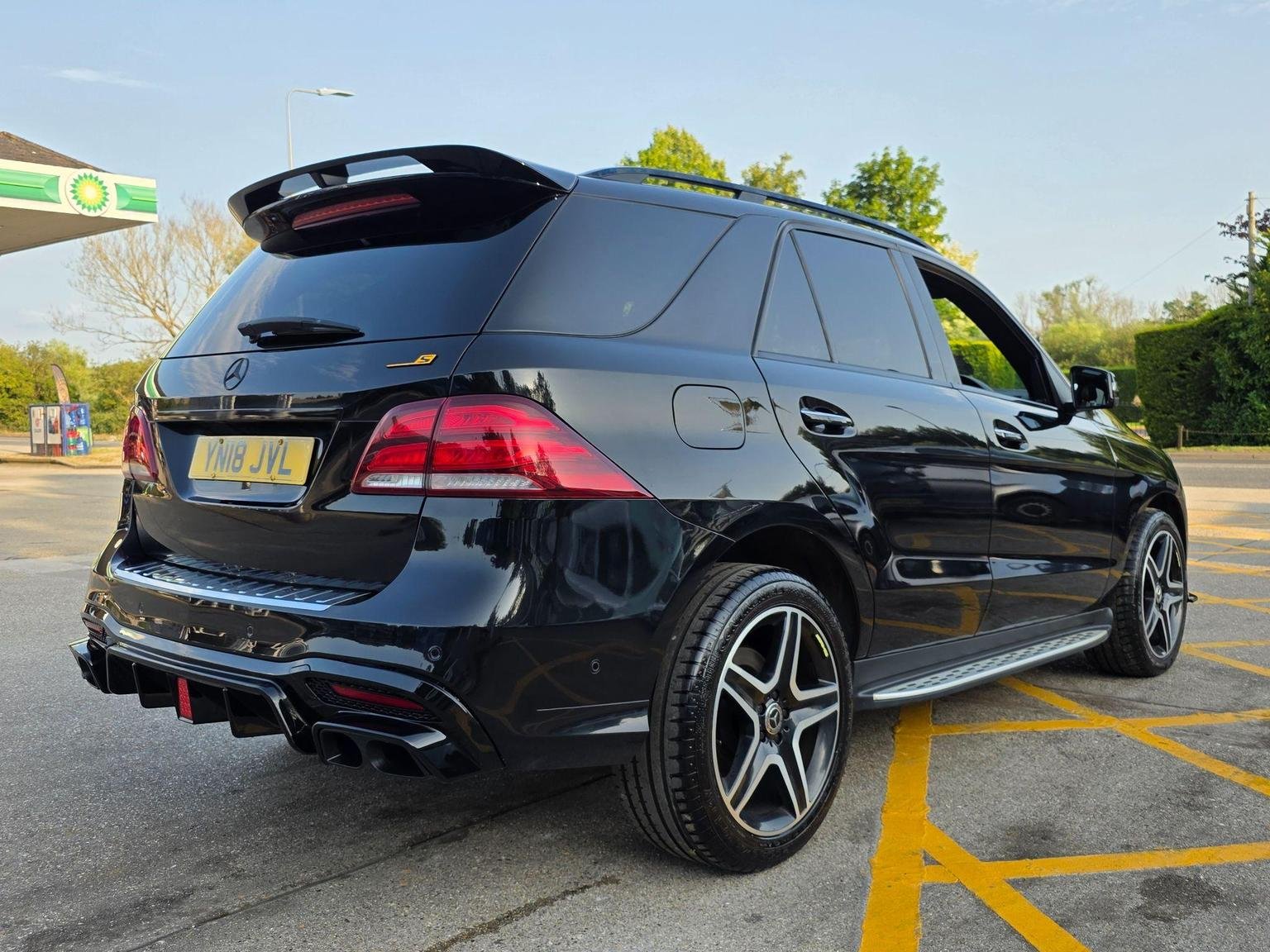 Mercedes Benz GLE-CLASS