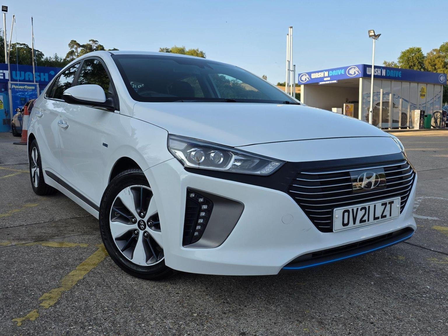Hyundai IONIQ