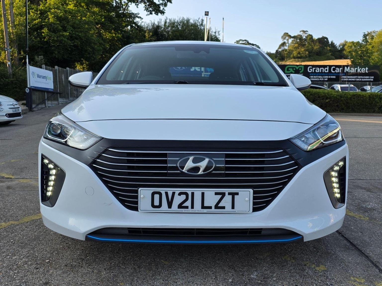 Hyundai IONIQ