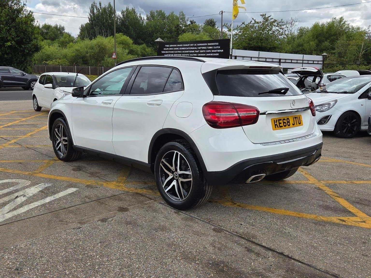 Mercedes Benz GLA Class