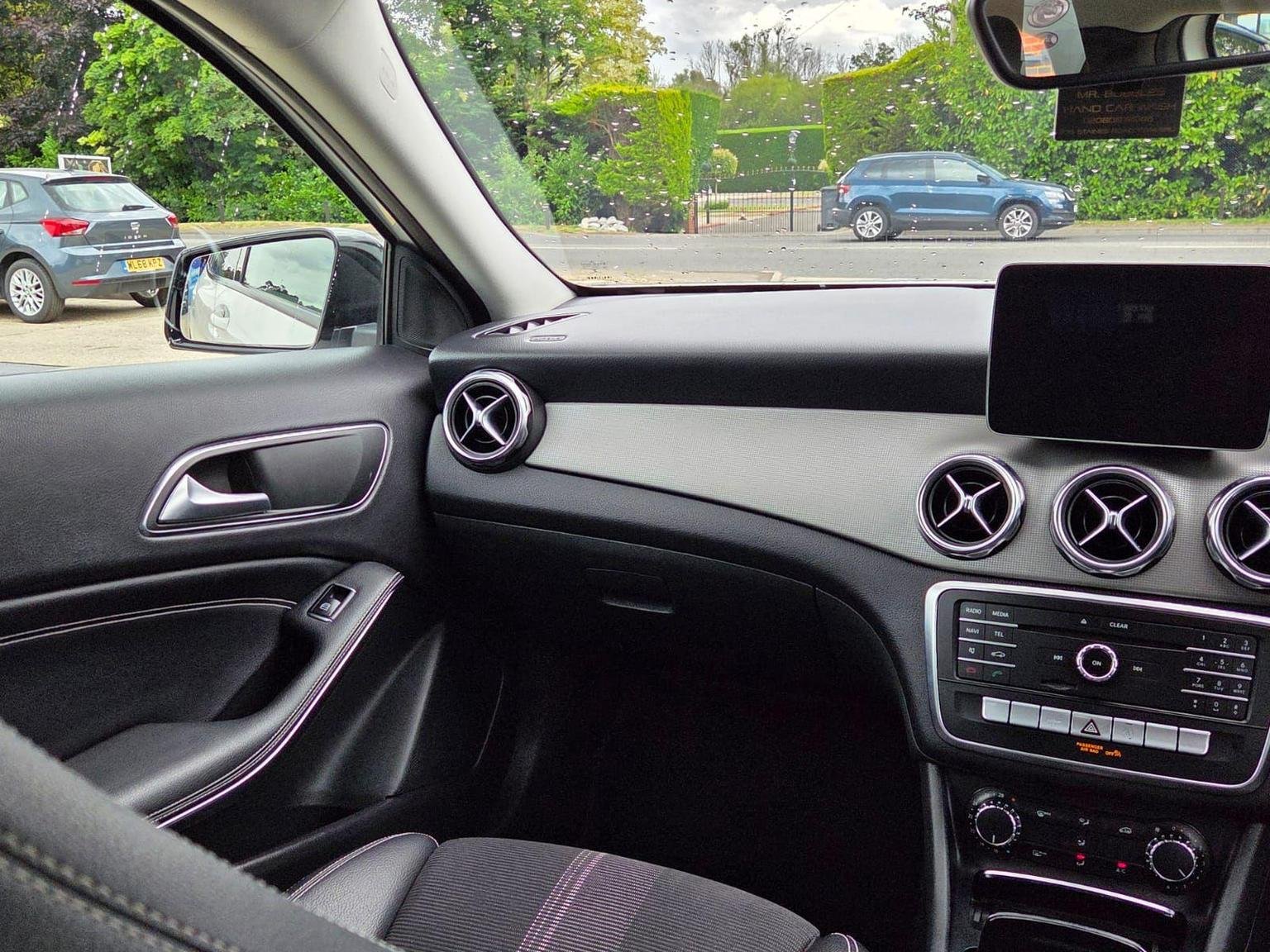 Mercedes Benz GLA Class