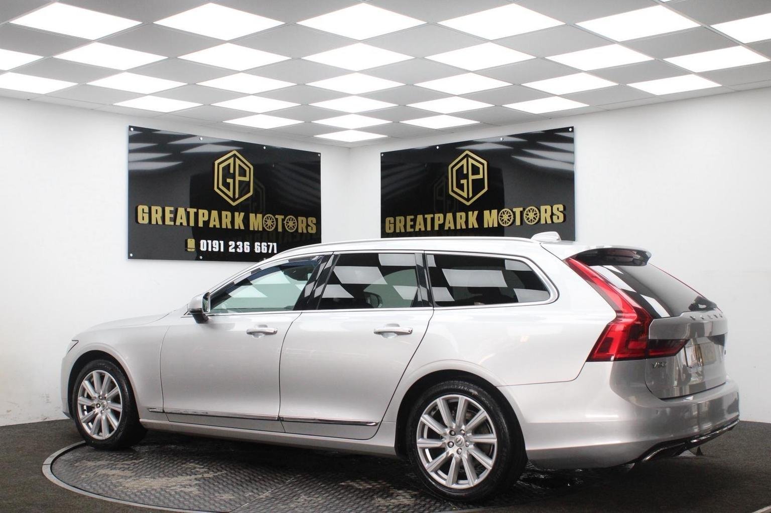 Volvo V90