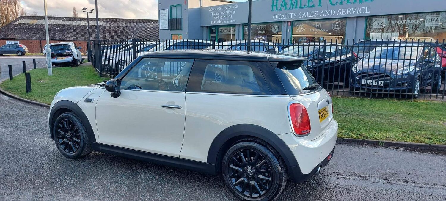 MINI Hatch