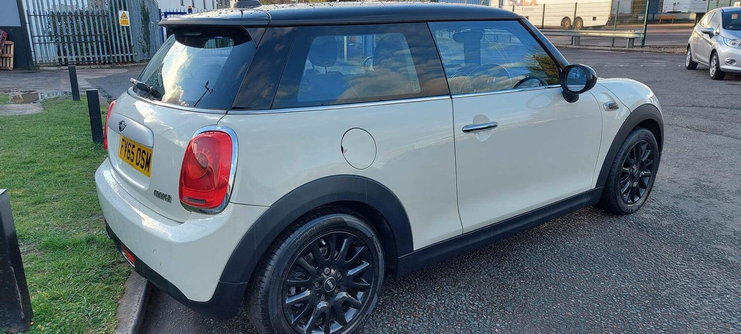 MINI Hatch