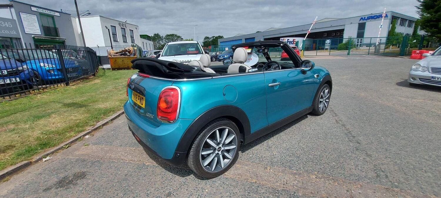 MINI Convertible